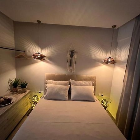 Supreme Malibu Suite Alexandroupoli Exterior photo