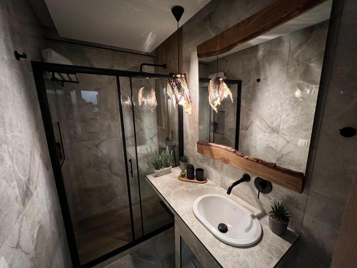Supreme Malibu Suite Alexandroupoli Exterior photo